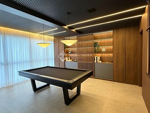 Apartamento em Meia Praia, Itapema