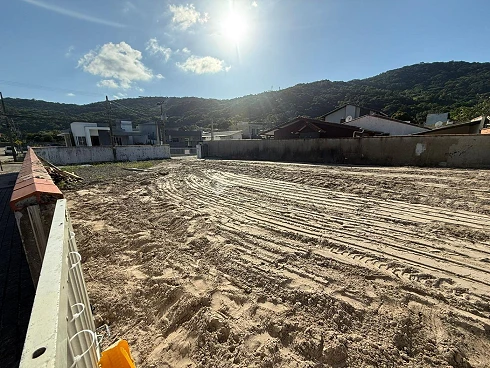 Terreno em Zimbros, Bombinhas