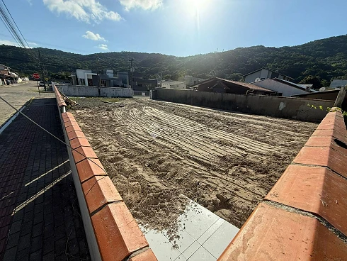 Terreno em Zimbros, Bombinhas