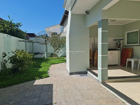 Casa em Zimbros, Bombinhas