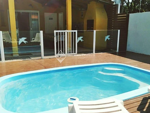 Casa em Mariscal, Bombinhas