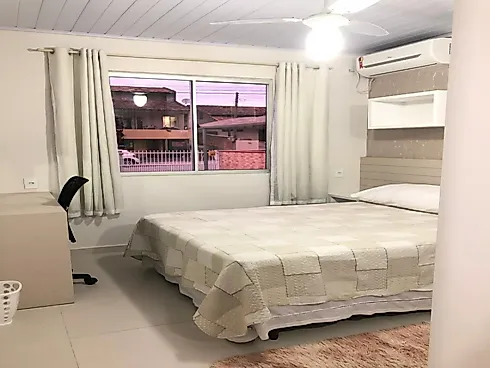 Casa 2 Quartos no Casa Terrea Localizada 700 Mts Praia - Bombas - Casa em Bombas, Bombinhas - Foto 3