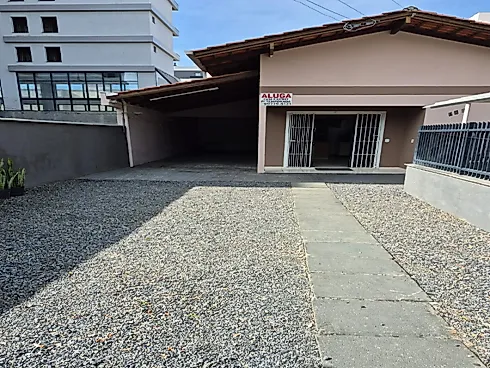 Casa   3 Quartos - Casa em Bombas, Bombinhas - Foto 1