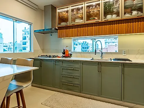 Apartamento 3 Quartos 130m² Lindamente Mobiliado e Decorado no Poseidon Residencial - Bombas - Apartamento em Bombas, Bombinhas - Foto 3