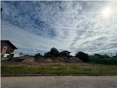 03 Terrenos Lado  a Lado ( Total de 781m² )com Boa Localização - Canto Grande - Terreno em Canto Grande, Bombinhas