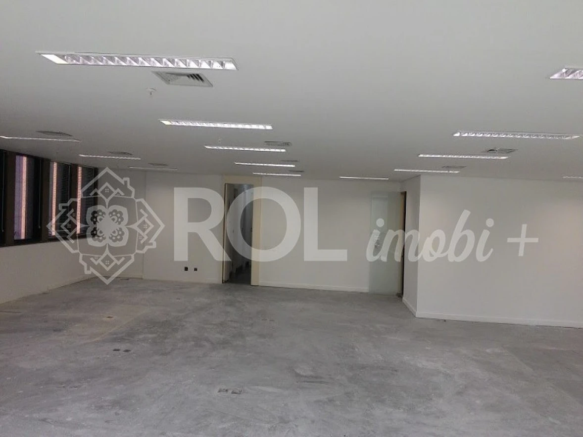 Escritório/sala em Cidade Monções, São Paulo