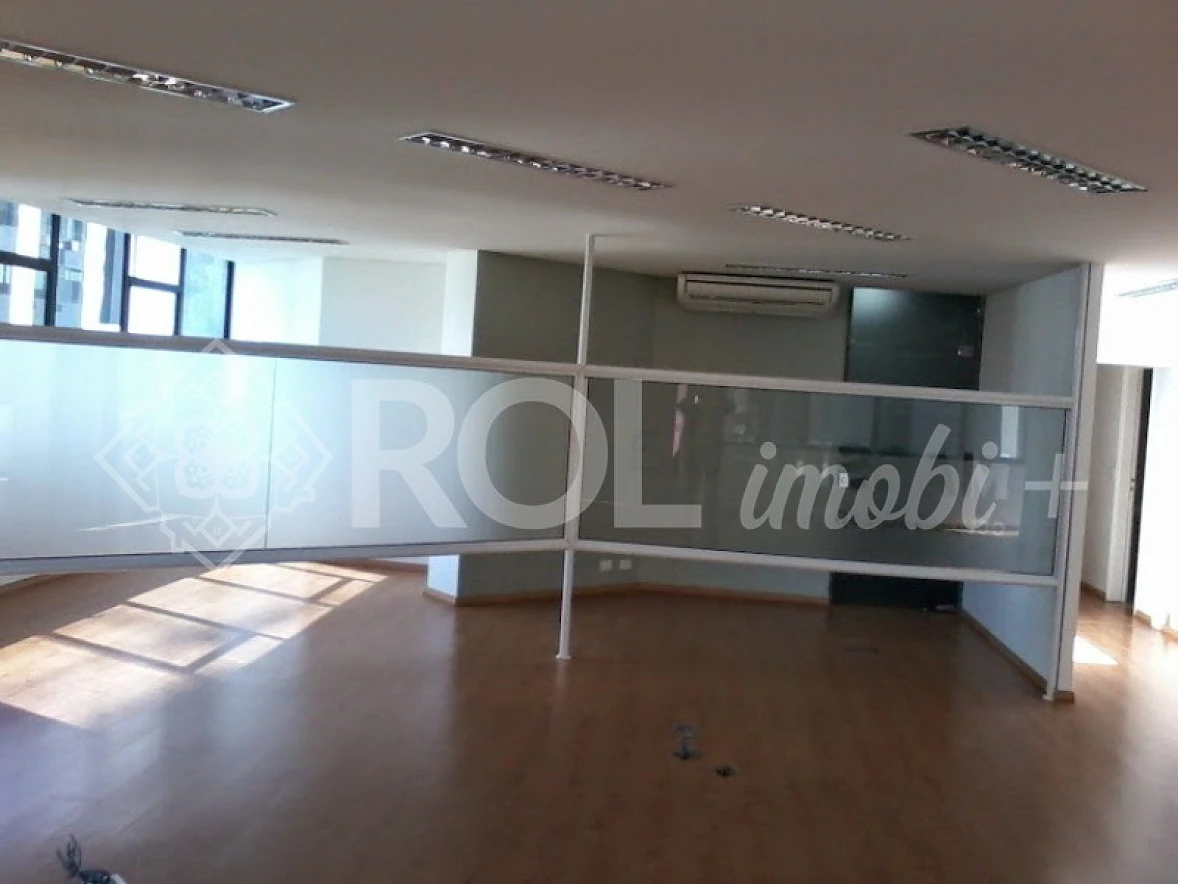 Escritorio/sala em Cidade Monções, São Paulo