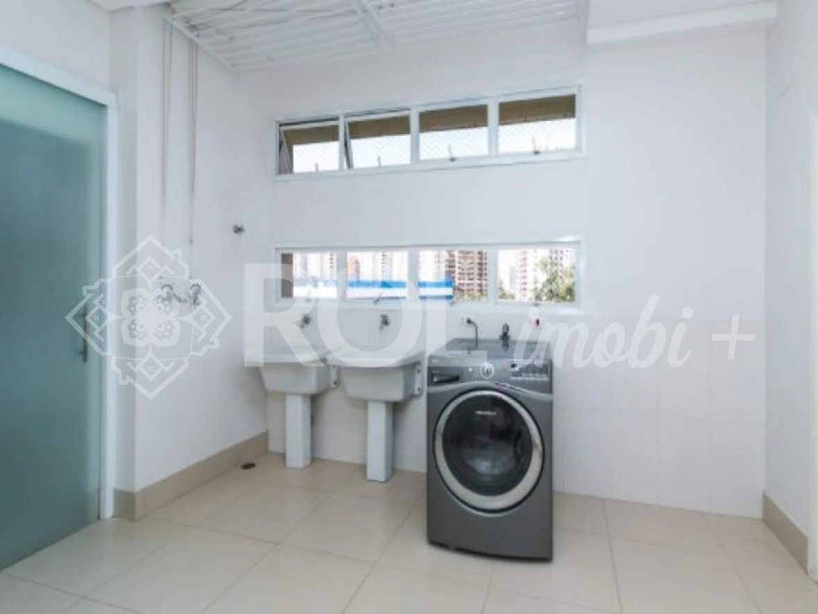 Apartamento em Vila Suzana, São Paulo