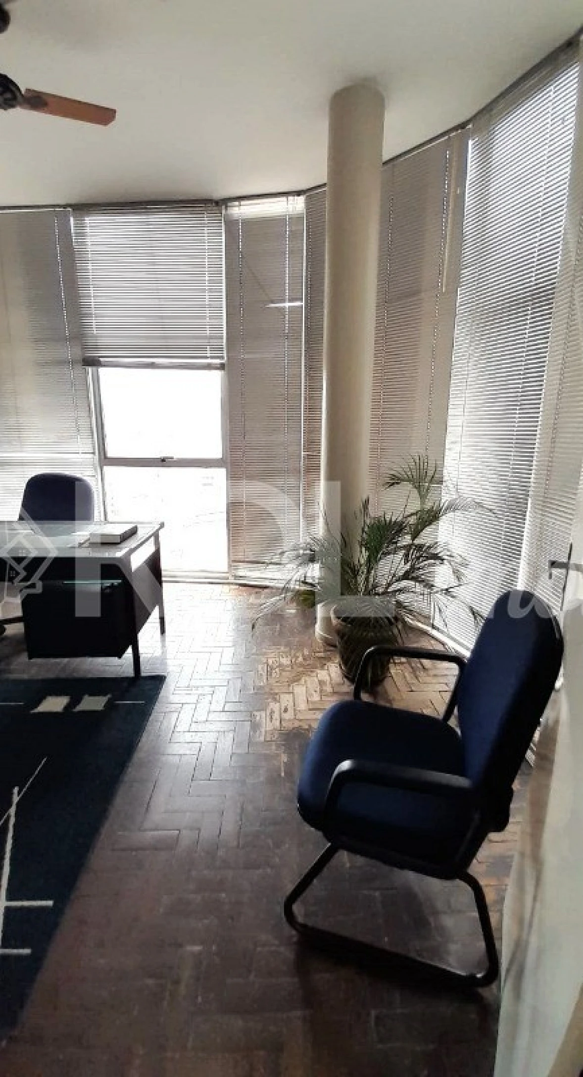 Conunto Comercial Reformado - Praça da Sé - Locação - Escritório/sala em Sé, São Paulo - Foto 2