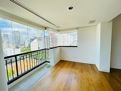Apartamento em Sumaré, São Paulo