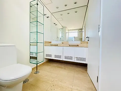Amplo Apartamento com 215m² no Bairro Sumaré - Foto 35