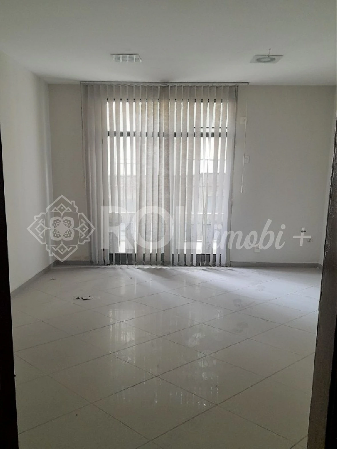 Conjunto Comercial no Centro Histórico   _   Locação  sem Vaga - Foto 18
