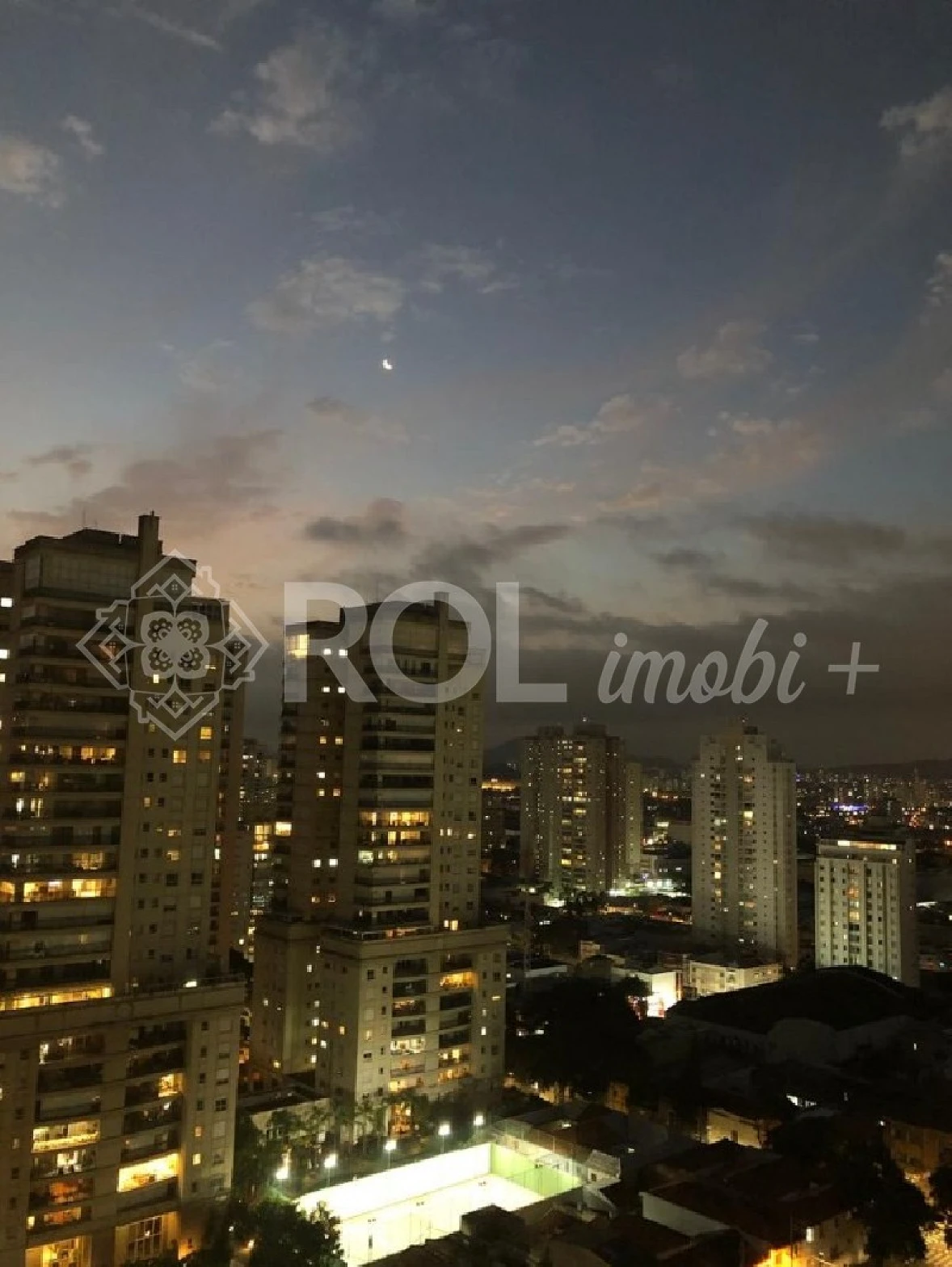 Apartamento em Vila Romana, São Paulo