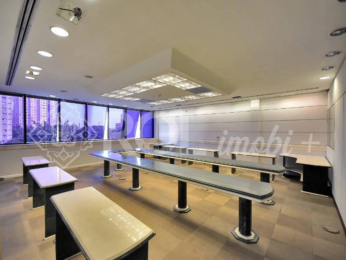 Prédio Monousuário 4.504 m²  Metrô Armênia - Locação - Foto 37