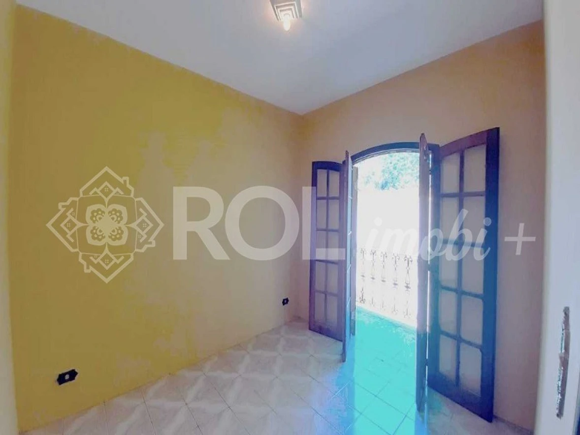 Casa de Condomínio- 3 Quartos e 3 Banheiros 6 Vagas- à Venda - Foto 10