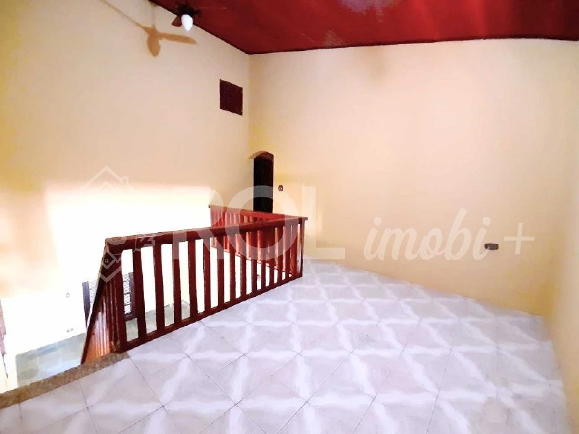 Casa de Condomínio- 3 Quartos e 3 Banheiros 6 Vagas- à Venda - Foto 14