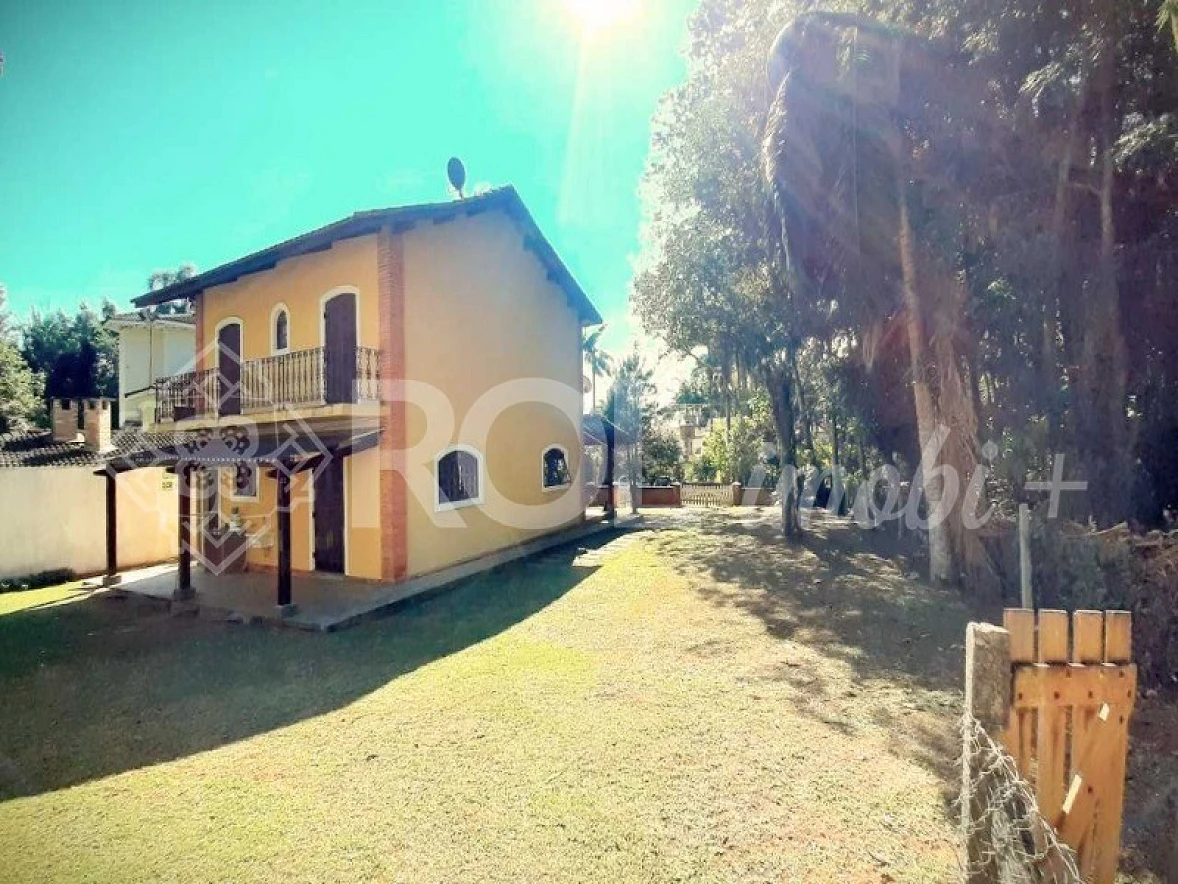 Casa de Condomínio- 3 Quartos e 3 Banheiros 6 Vagas- à Venda - Foto 15