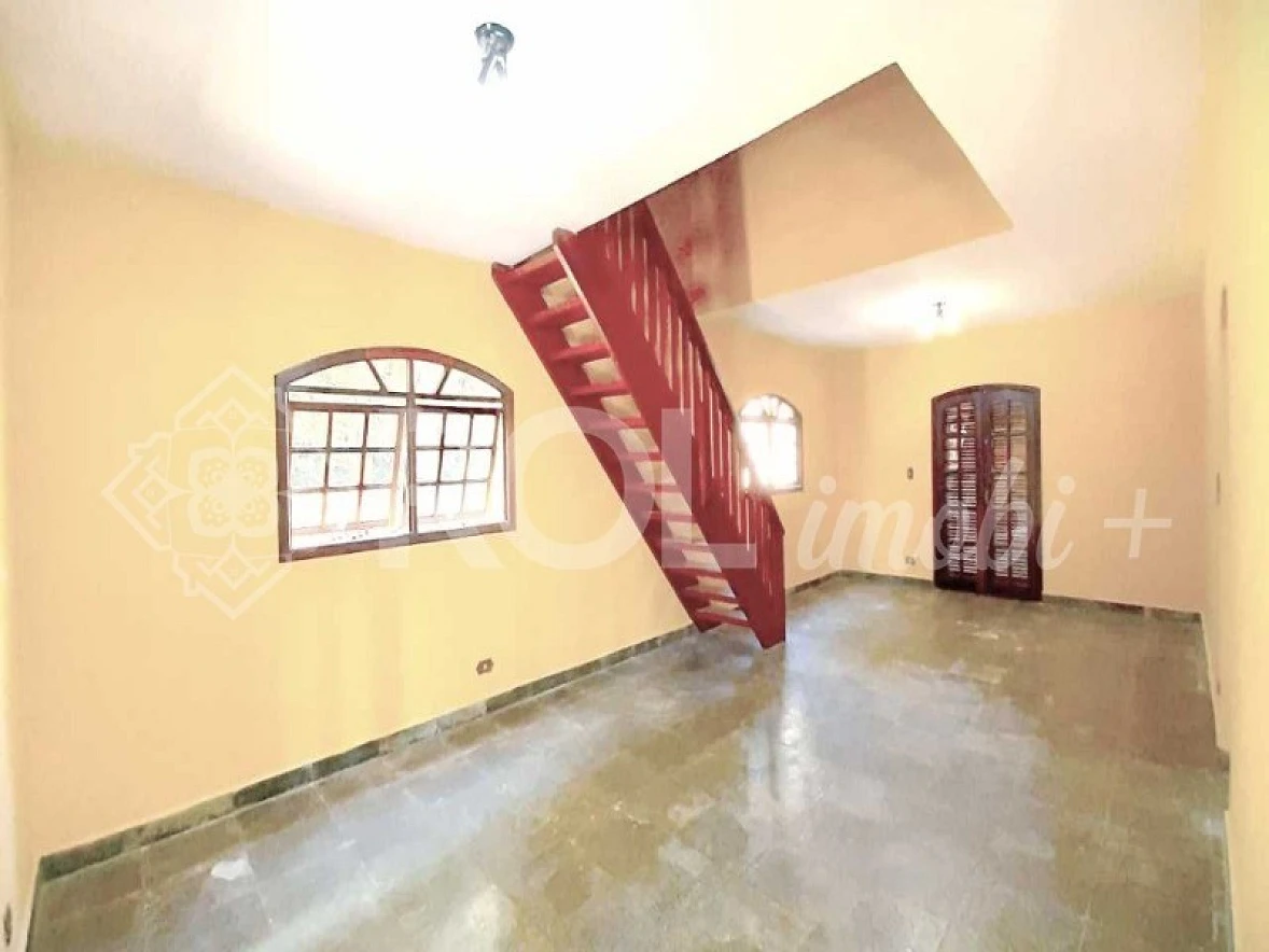 Casa de Condomínio- 3 Quartos e 3 Banheiros 6 Vagas- à Venda - Foto 19