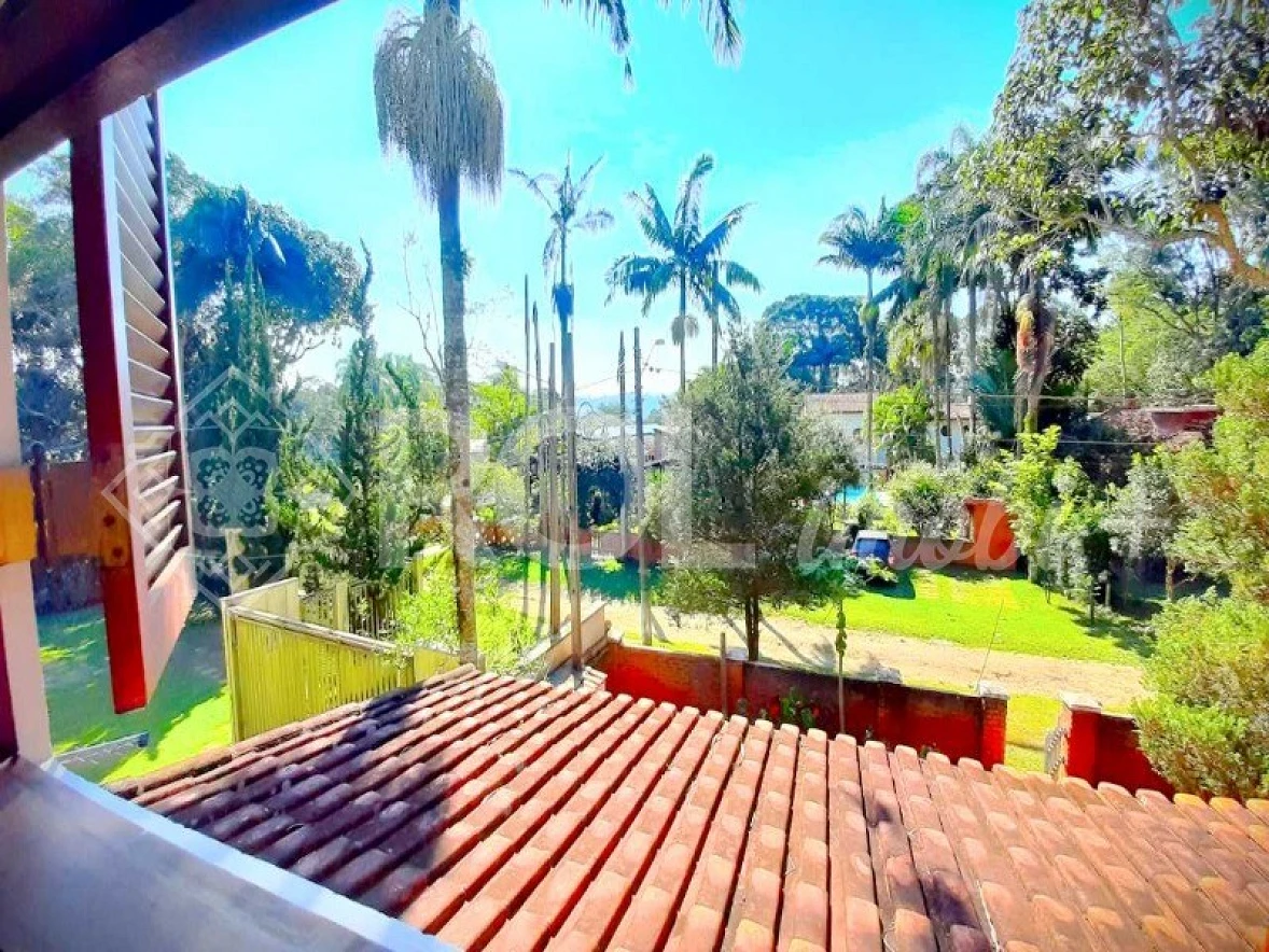 Casa de Condomínio- 3 Quartos e 3 Banheiros 6 Vagas- à Venda - Foto 9
