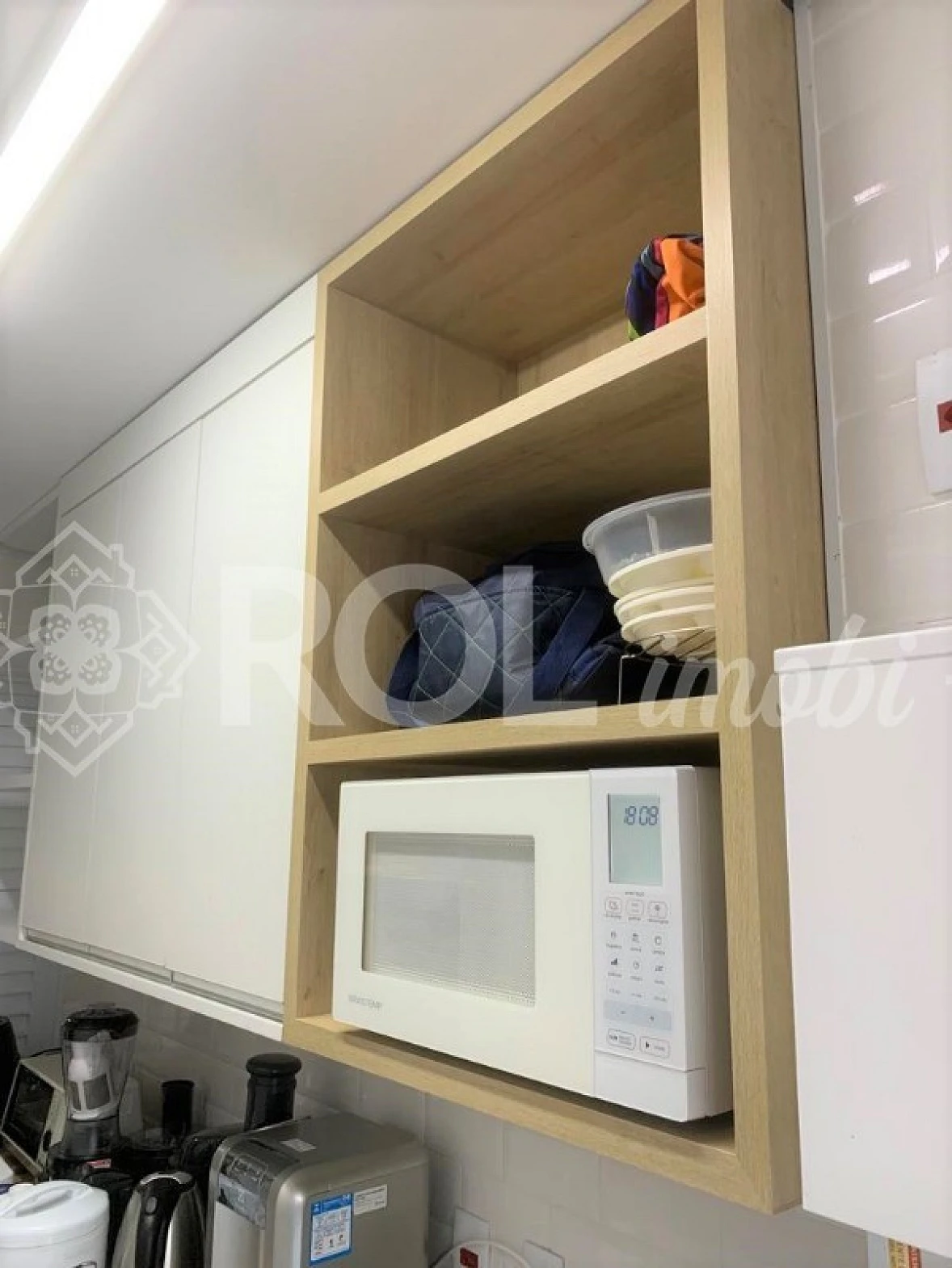 Cobertura Alto Padrão Mobiliada e Decorada / 2 Suítes, Varanda, 2 Vagas, Pé Direito Alto - Foto 28