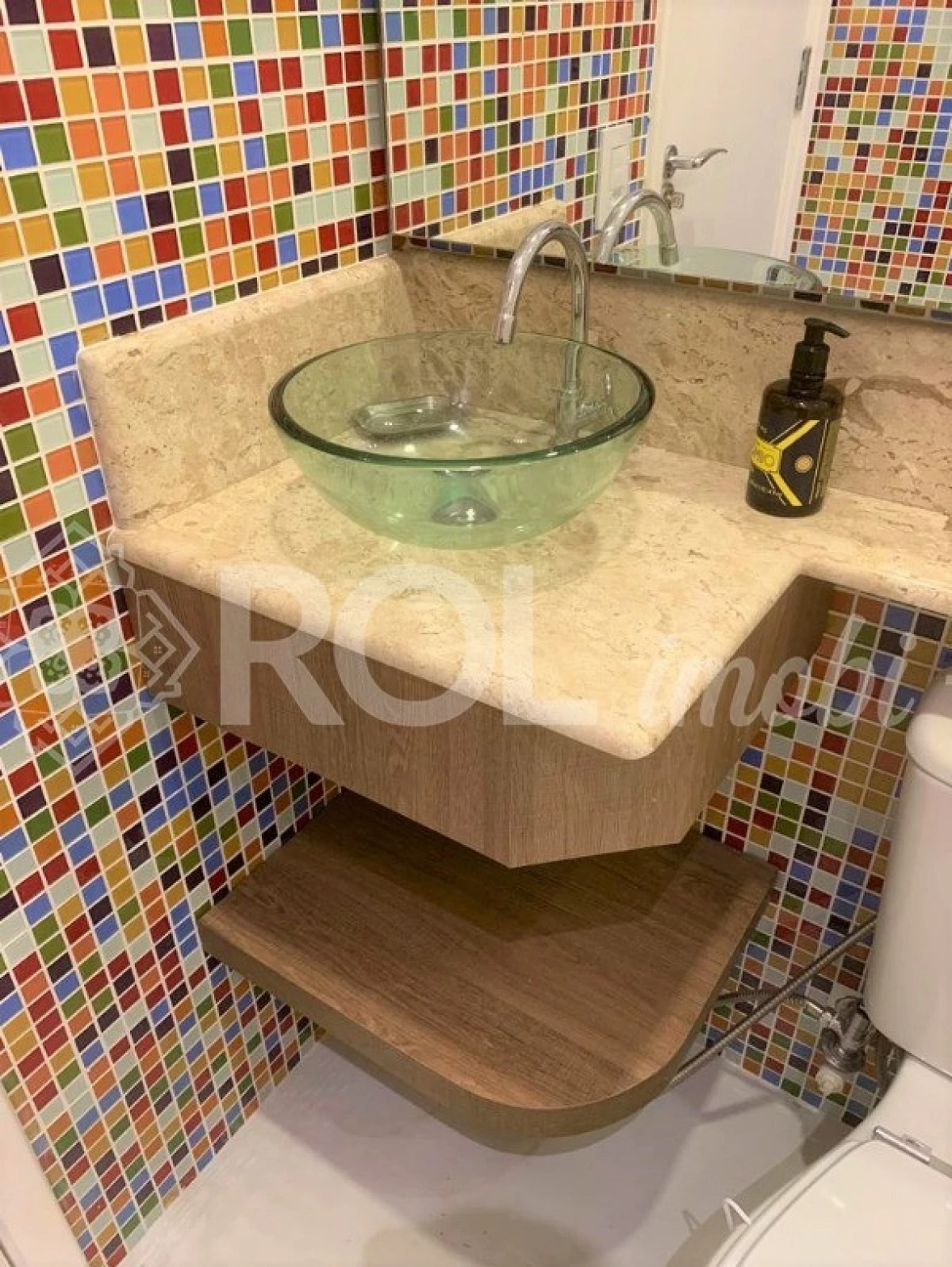 Cobertura Alto Padrão Mobiliada e Decorada / 2 Suítes, Varanda, 2 Vagas, Pé Direito Alto - Foto 36