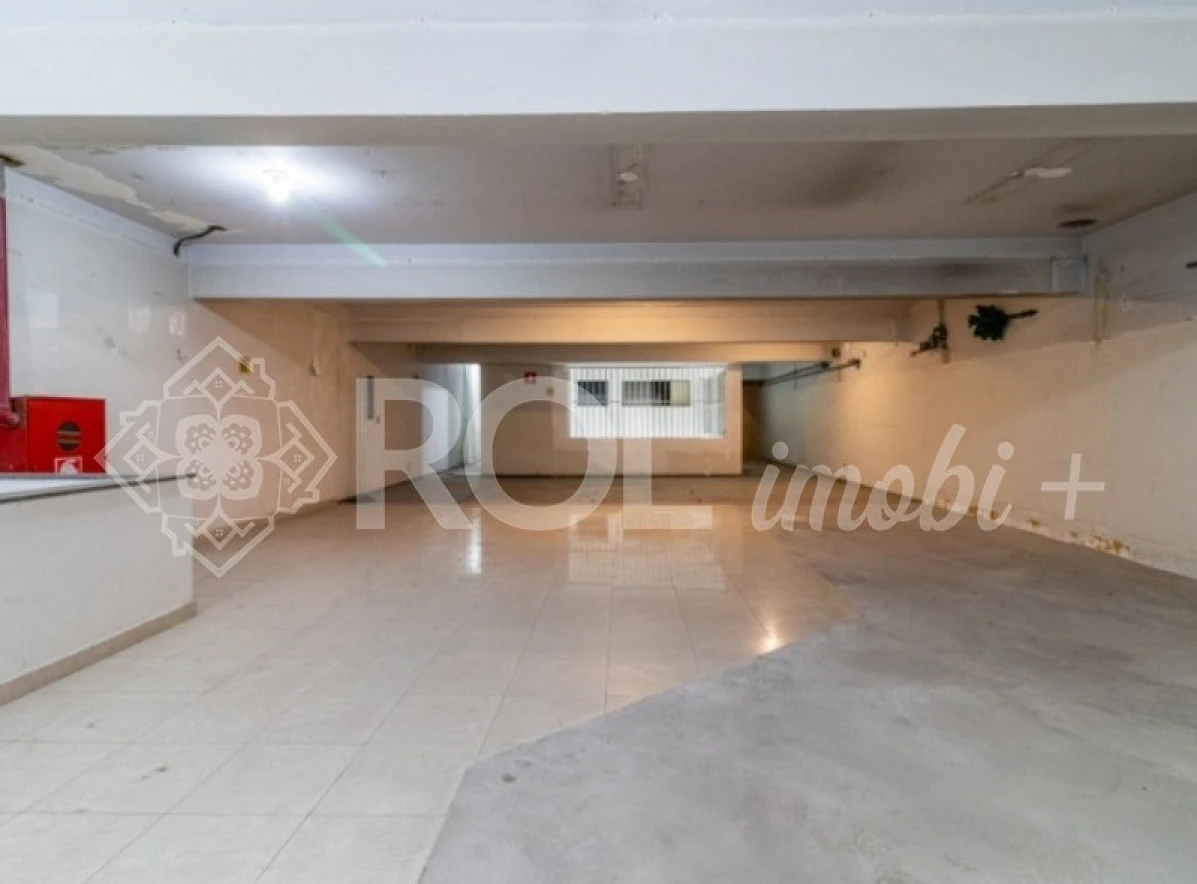Prédio Comercial  946 m² -  3 Pavimentos - 20 Vagas - Venda ou Locação - Foto 6