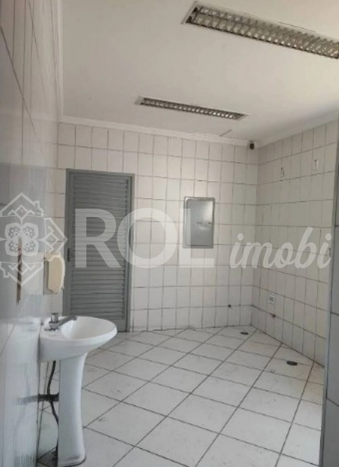 Sobrado Comercial - 320 m² - 5 Vagas - Sumaré - Foto 7