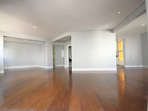 Apartamento em Moema, São Paulo