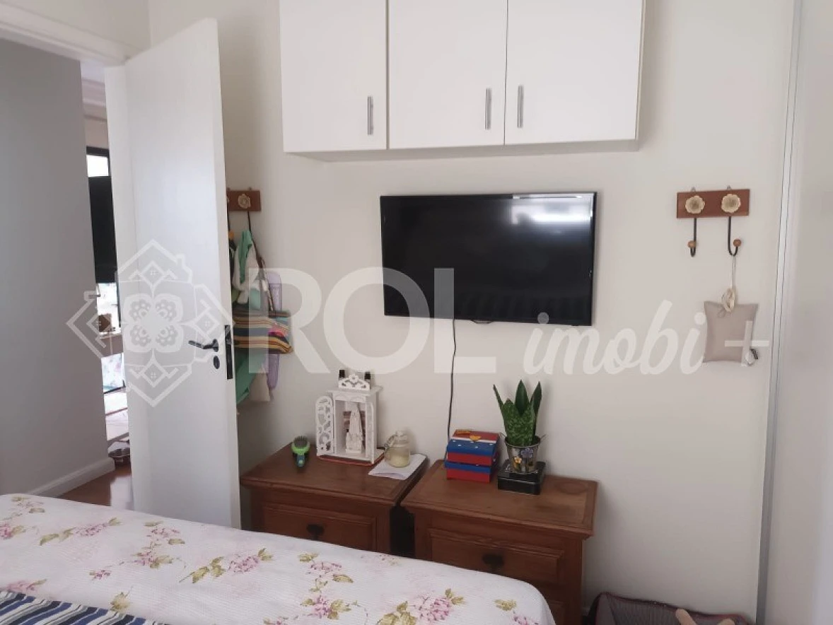 Apartamento em Vila Hamburguesa, São Paulo