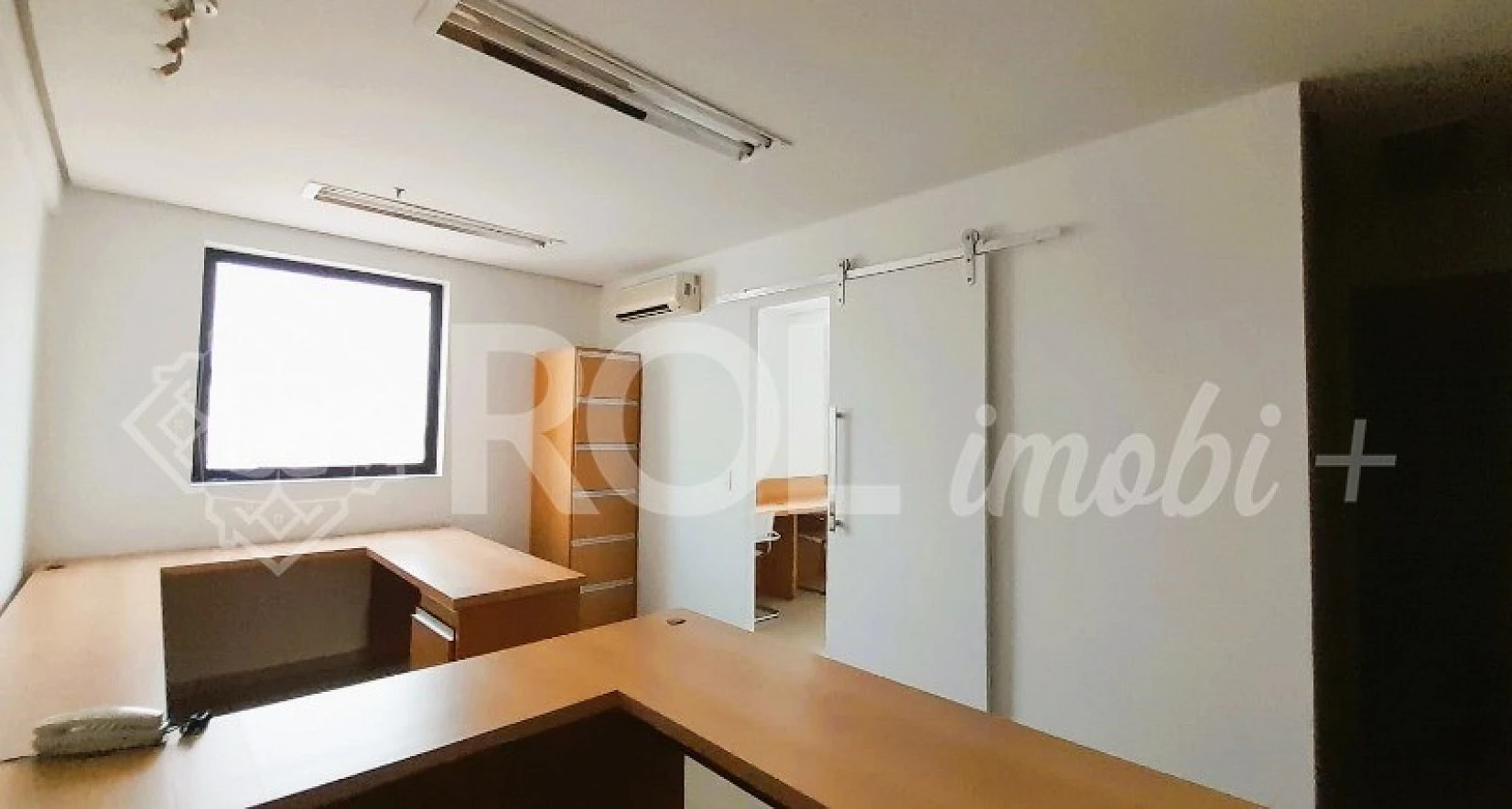 Conjunto Comercial Mobiliado - 54 m² - 4 Salas - 2 Banherios - 2 Vagas - Foto 10