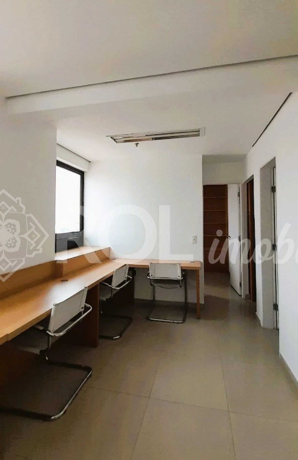Conjunto Comercial Mobiliado - 54 m² - 4 Salas - 2 Banherios - 2 Vagas - Foto 14