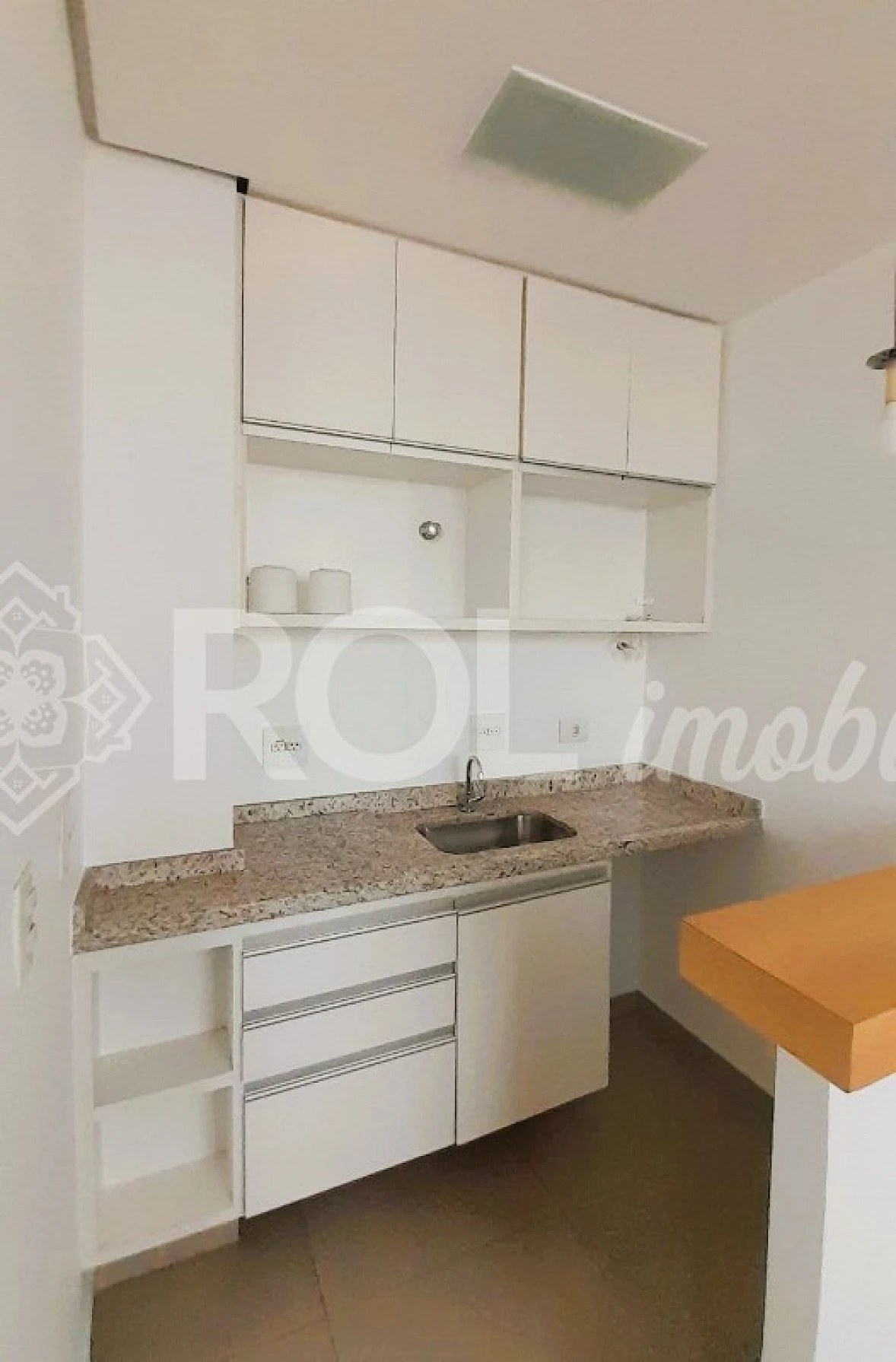 Conjunto Comercial Mobiliado - 54 m² - 4 Salas - 2 Banherios - 2 Vagas - Foto 6