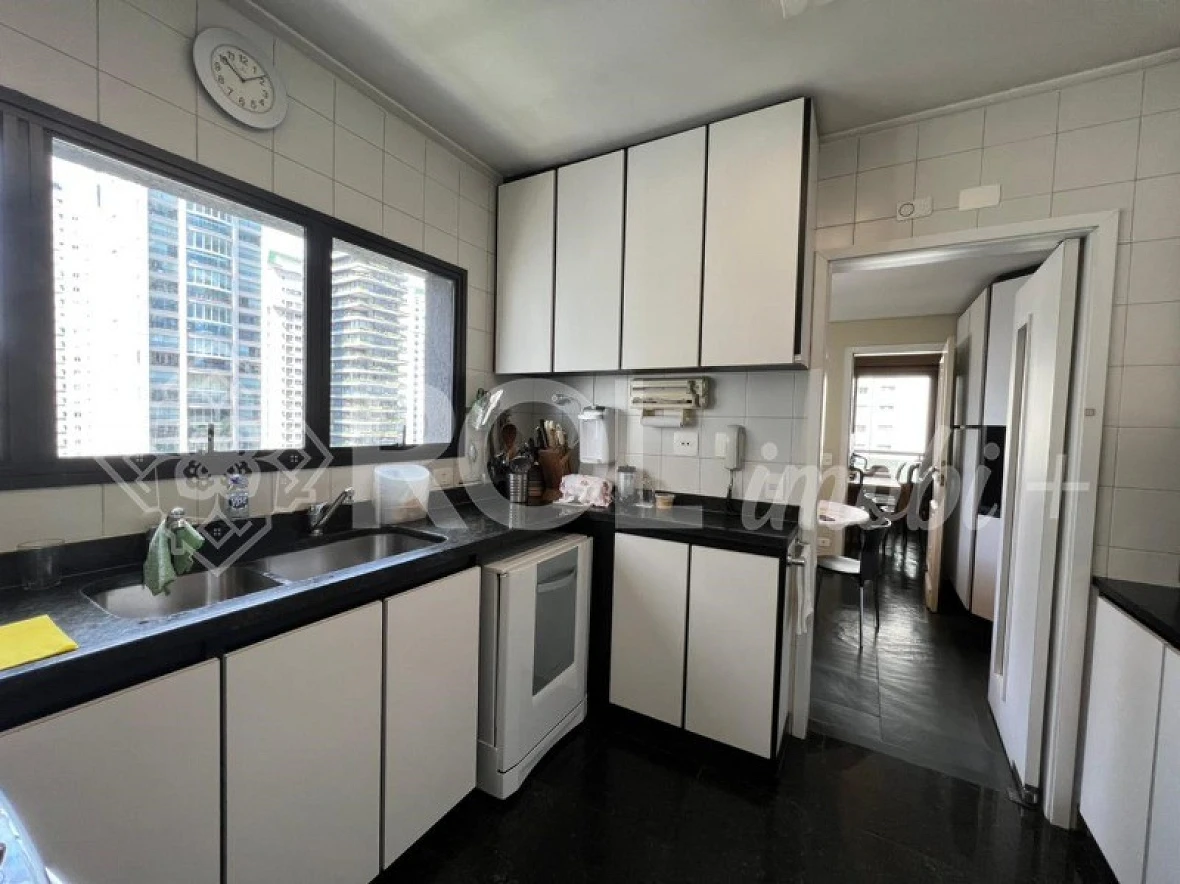 Apartamento em Itaim Bibi, São Paulo