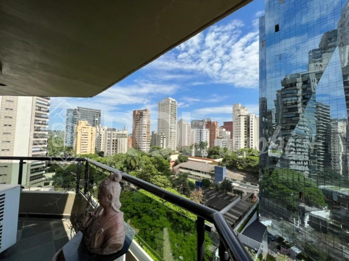 Apartamento em Itaim Bibi, São Paulo