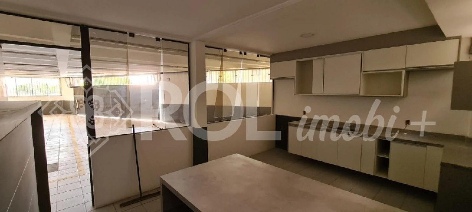Prédio Comercial 942 m² - 3 Pavimentos - Mezanino - Subsolo - Cobertura - Locação - Foto 10