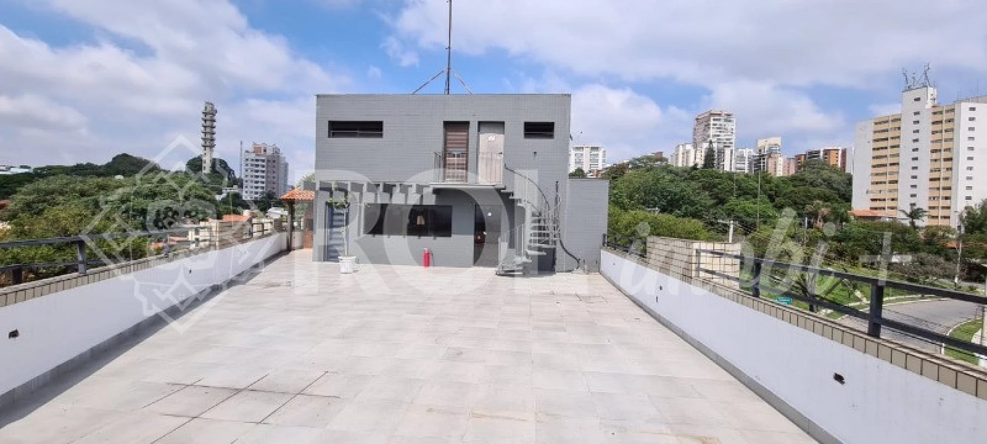 Predio em Alto da Lapa, São Paulo
