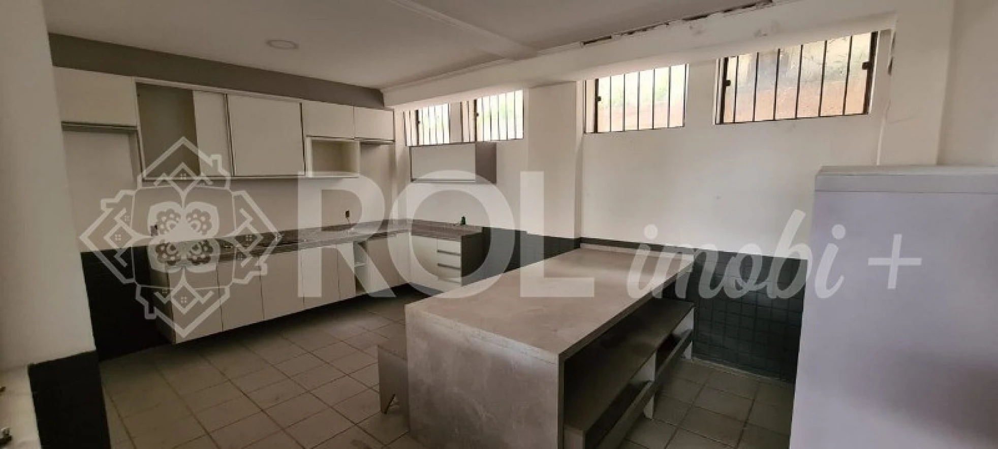 Prédio Comercial 942 m² - 3 Pavimentos - Mezanino - Subsolo - Cobertura - Locação - Foto 9