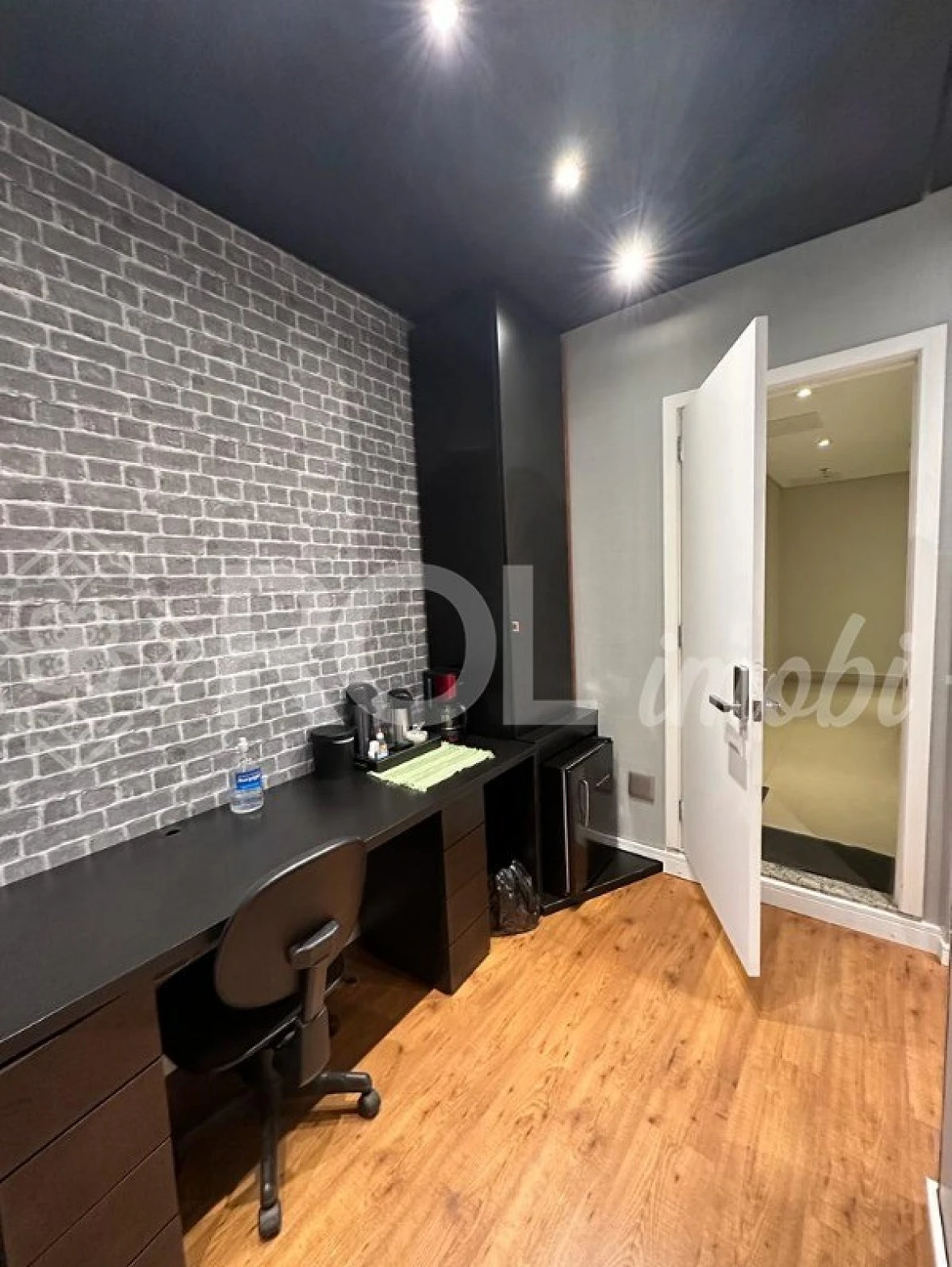 Conjunto Comercial Alto Padrão - 40 m² - 3 Salas  - 1 Vaga - Venda - Foto 11