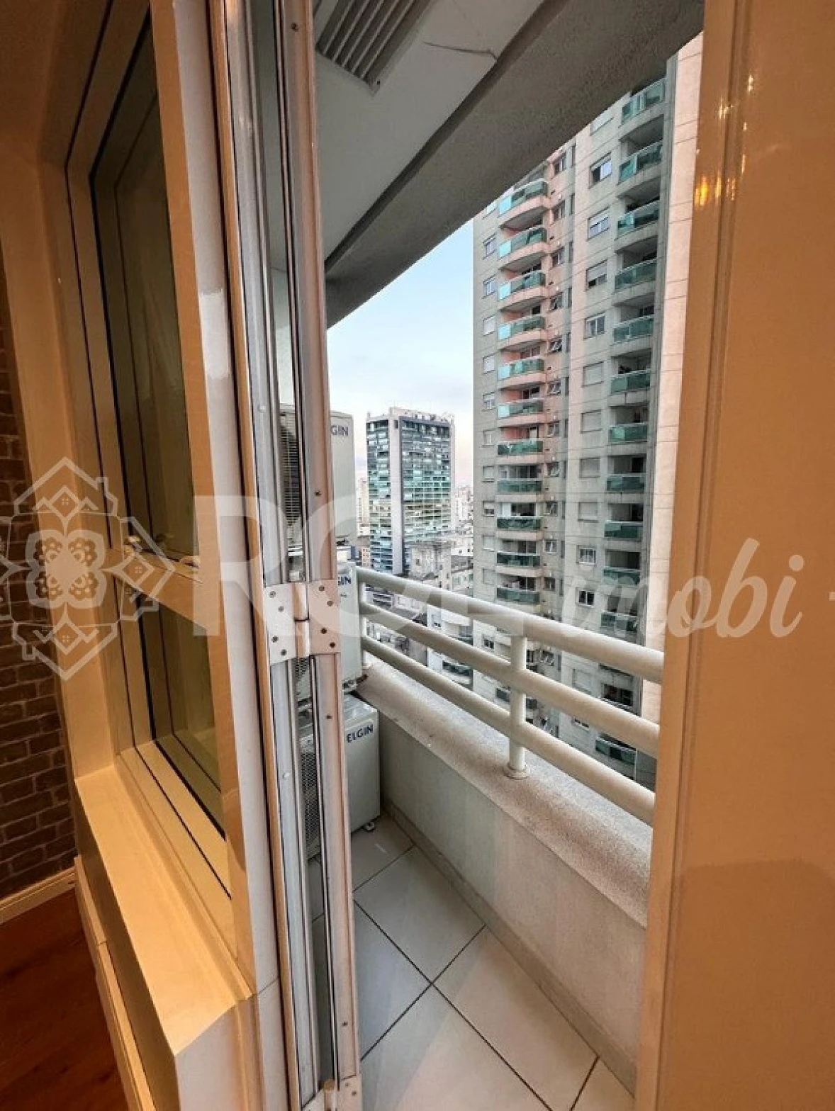Conjunto Comercial Alto Padrão - 40 m² - 3 Salas  - 1 Vaga - Venda - Foto 13