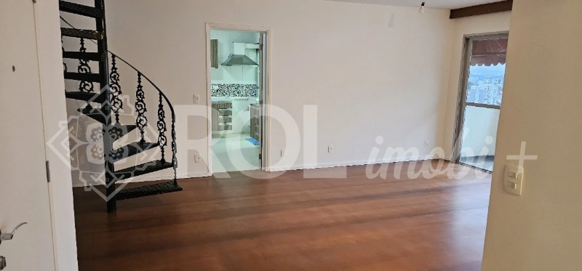 Apartamento em Vila Romana, São Paulo
