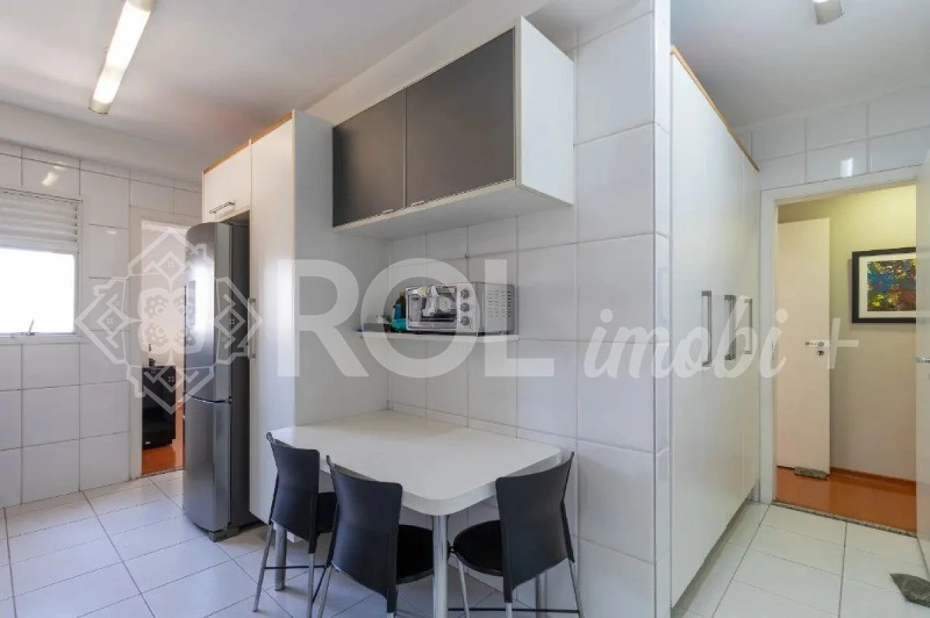 Apartamento na Vila Olímpia, São Paulo-SP: 3 Quartos, 3 Suítes, 4 Banheiros, 3 Vagas de Garagem. - Foto 21