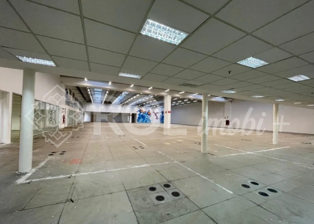 Galpão 4243,40 m² no E-Business Park -  na Lapa - Locação - Foto 32