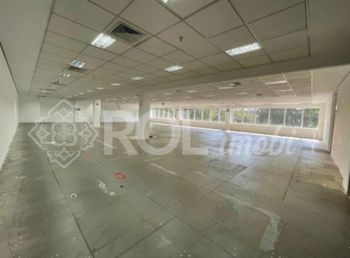 Galpão 4243,40 m² no E-Business Park -  na Lapa - Locação - Foto 34