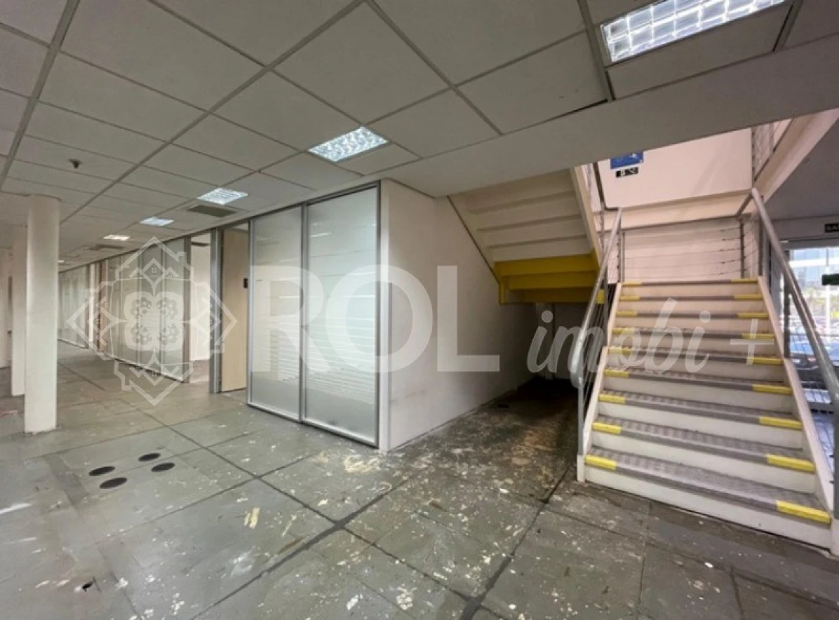 Galpão 4243,40 m² no E-Business Park -  na Lapa - Locação - Foto 35