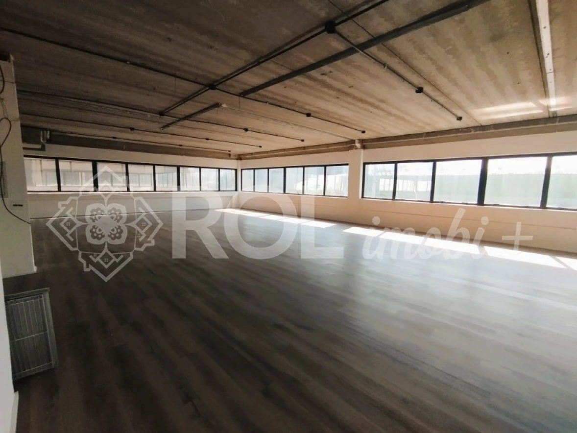 Lage Comercial 356 m³ - Vão Live - 8 Vagas  - Locação - Foto 8