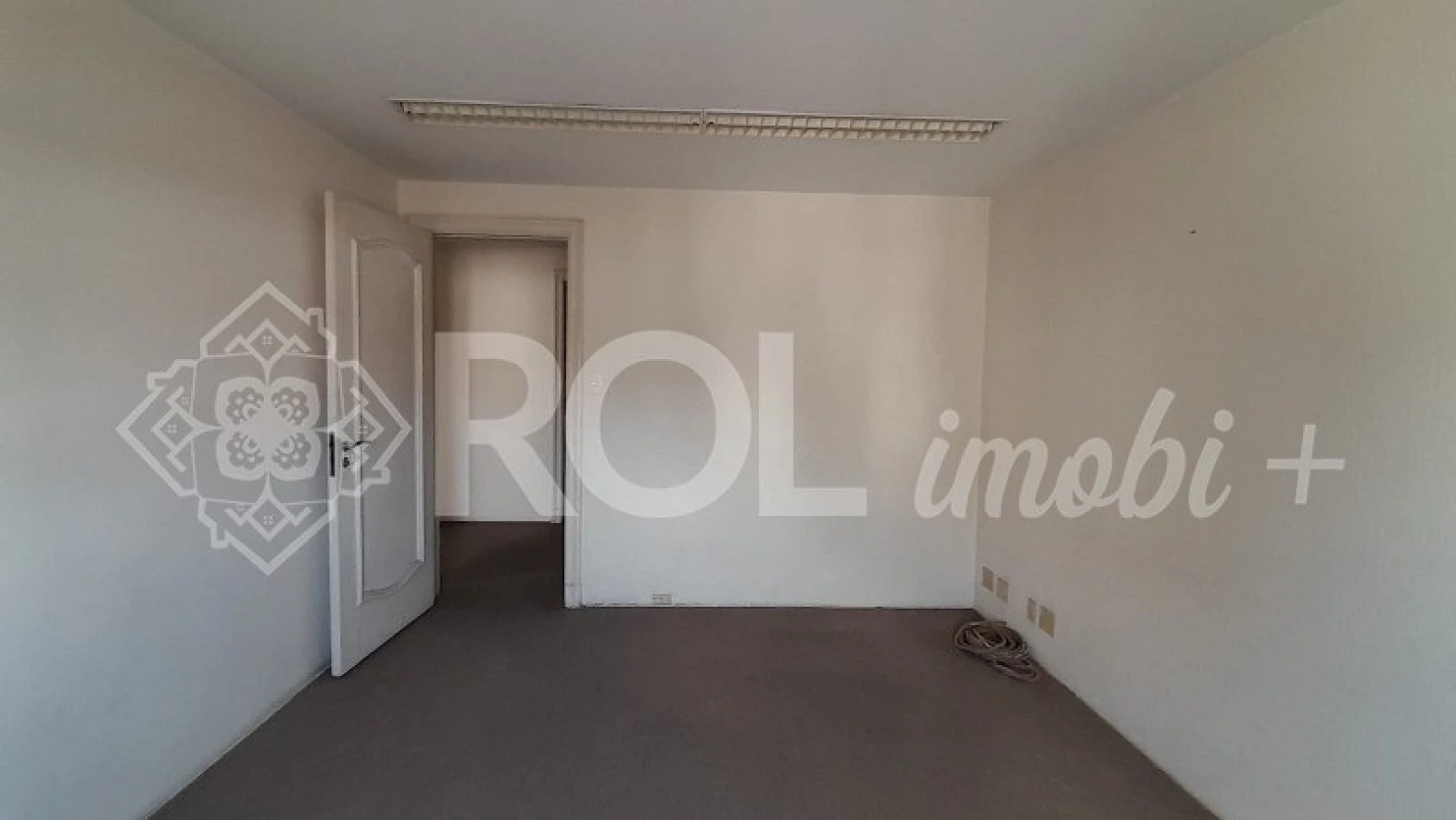 Conjunto Comercial 175 m² - 5 Salas - 1 Vaga - República - Locação ou Venda - Foto 9