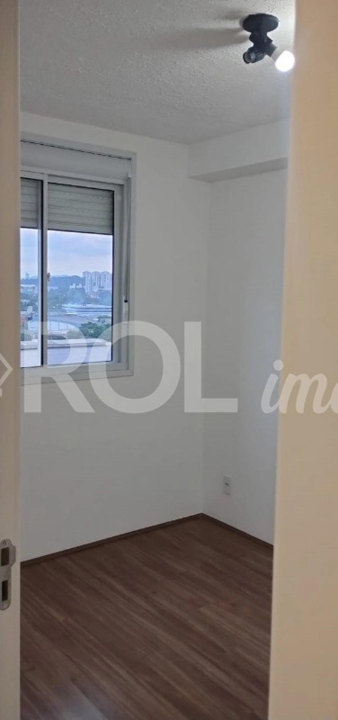 Apartamento Novo com Varanda - 2 Dormitórios - sem Vaga - Locação - Foto 10