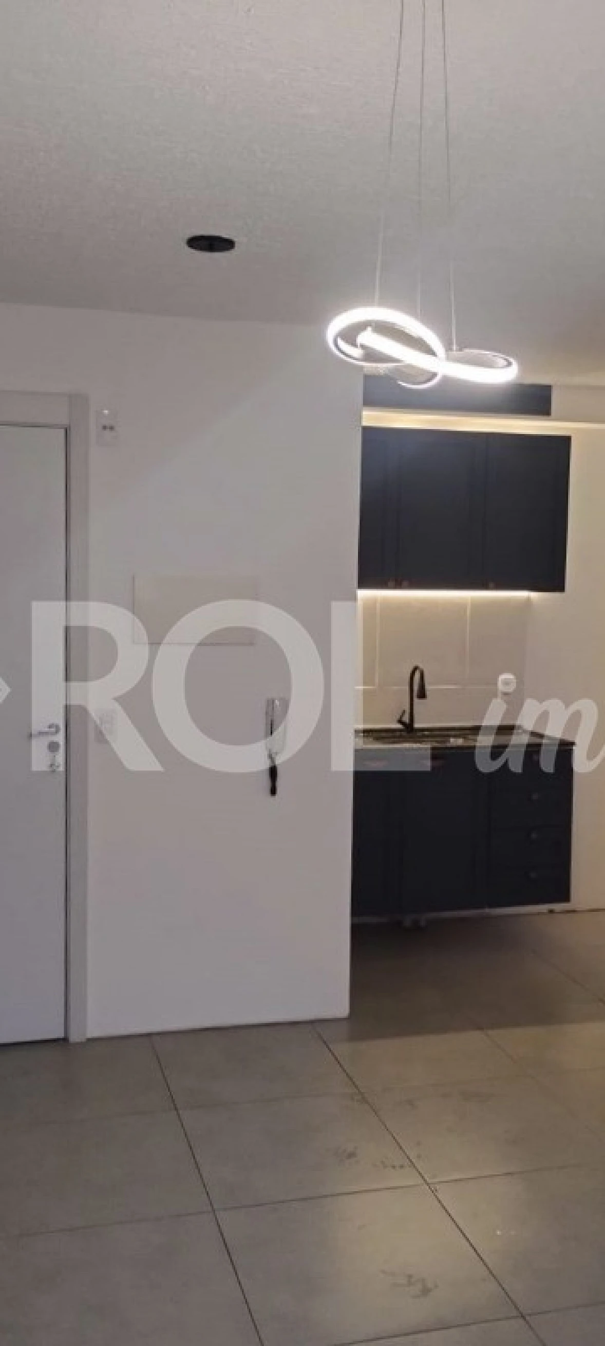 Apartamento Novo com Varanda - 2 Dormitórios - sem Vaga - Locação - Foto 11