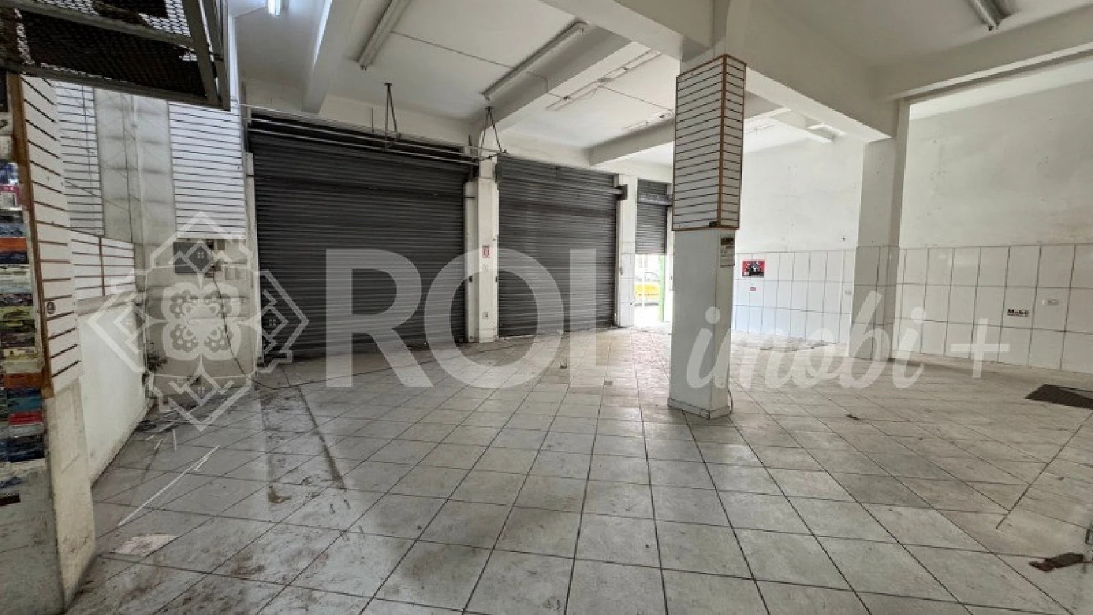 Loaja Comercial 174 m² - Vão Livre + 2 Banheiros - sem Vaga - Metrô Republica - Locação - Foto 7