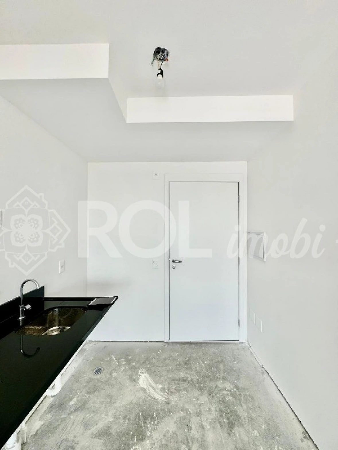 Studio Mobiliado - Varanda - Novo - Avenida Poméia - Locação - Foto 12